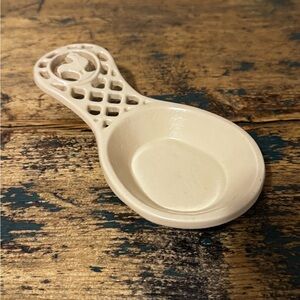 Cream Cast Iron Spoon Rest